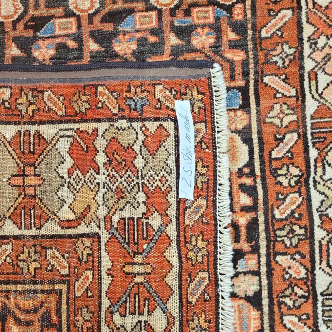 Los 885: Hamadan, datiert 1332 (=1914), 372 x 123 cm, Zustand C/D (restauriert) – Bild 2