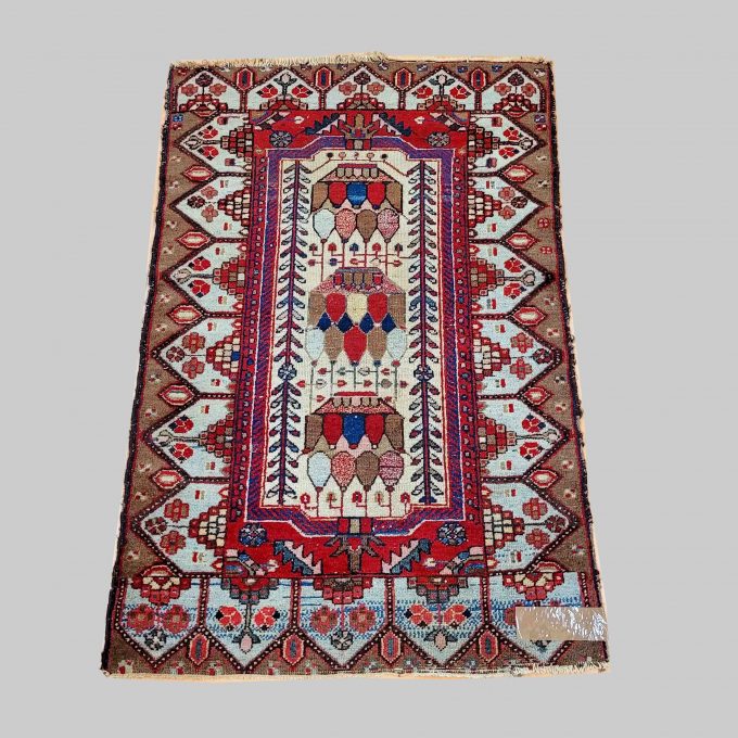 Los 915: Hamadan, 19. Jh., 117 x 77 cm, Zustand C/D