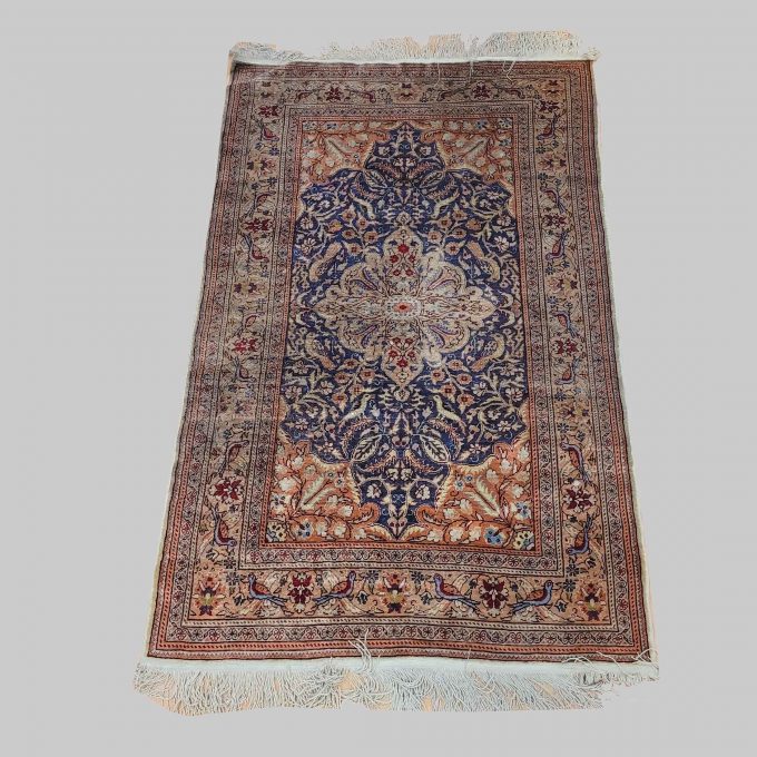 Los 924: Kayserie, Seide, 20. Jh., 136 x 86 cm, Zustand B