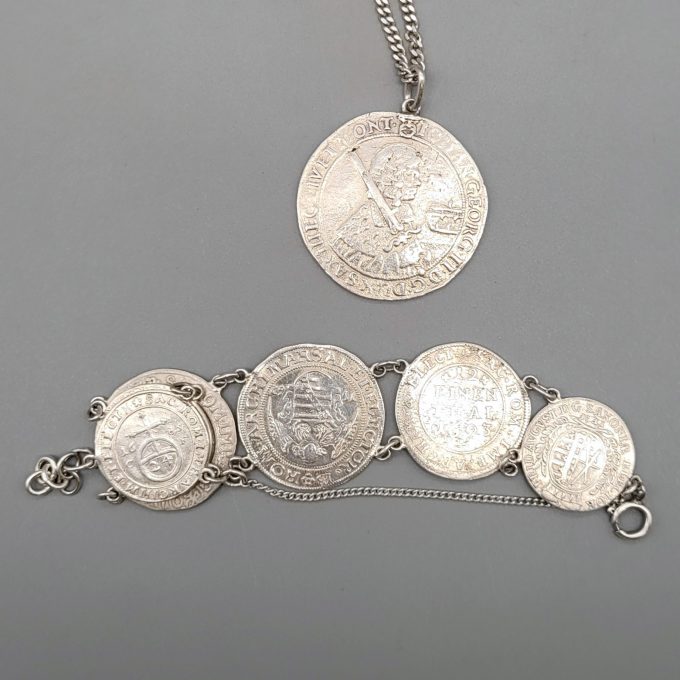 Los 581: Halskette und Armband – Bild 4