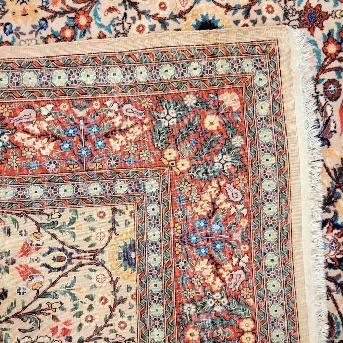 Los 901: Hereke, Wolle, um 1950, 314 x 234 cm, Zustand C (Mottenschaden) – Bild 2