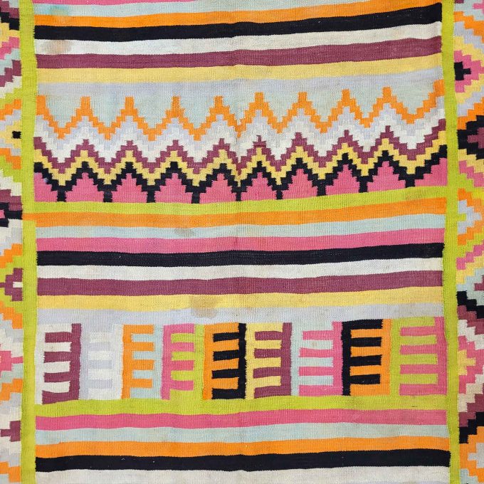 Los 916: Kelim Anatolien, um 1940, 260 x 175 cm, Zustand C – Bild 3
