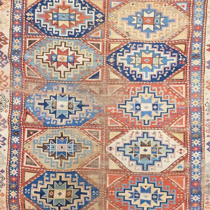 Los 931: Schirwan, um 1900, 225 x 145 cm, Zustand D – Bild 3
