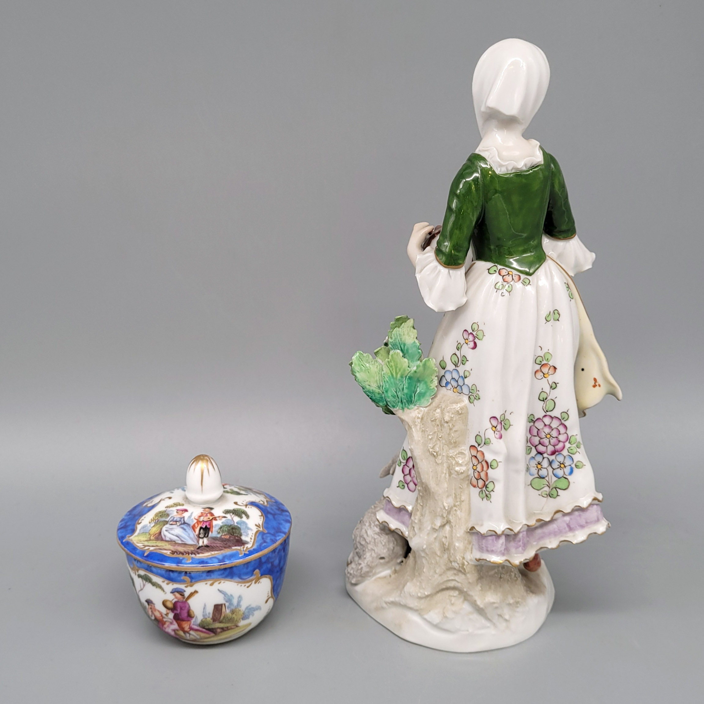 Los 112: Deckeldose / Tambourinspielerin – Bild 2