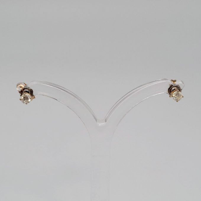 Los 587: Paar Ohrstecker