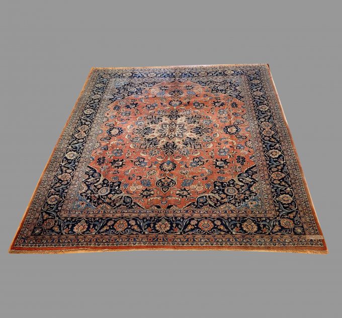 Los 764: Keshan, um 1930, 414 x 335 cm, Zustand C/D (etwas morsch)