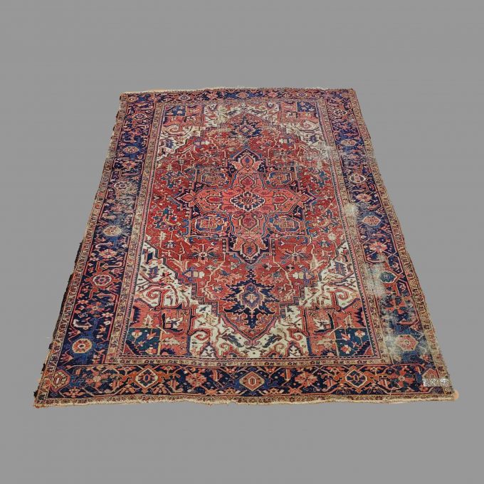 Los 774: Heriz, um 1900, 347 x 250 cm, Zustand D