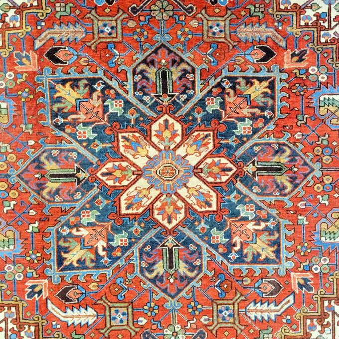 Los 783: Heriz, um 1930, 296 x 245 cm, Zustand C/D – Bild 3