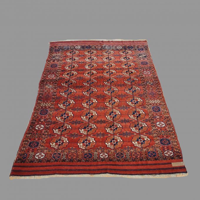 Los 787: Tekke-Turkmene, 19. Jahrhundert, 296 x 210 cm, Zustand C (alte Reparaturen)