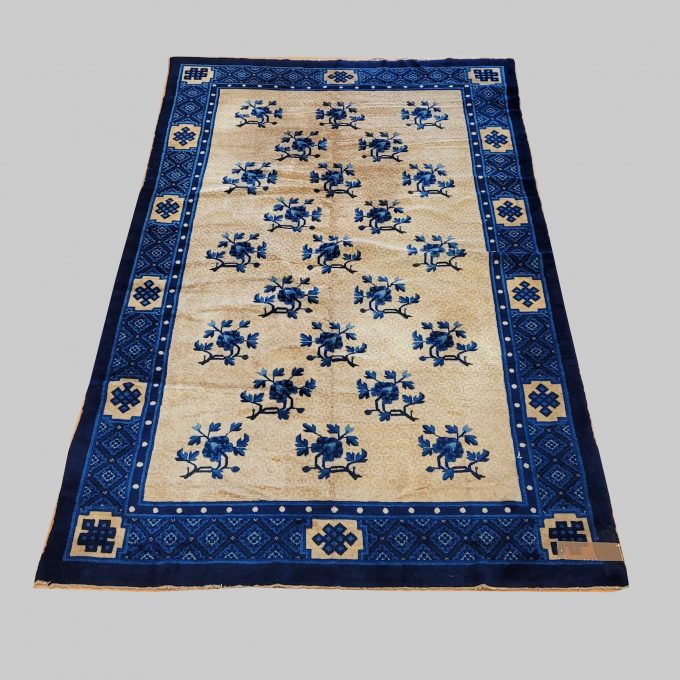 Los 798: Teppich China, um 1920, 237 x 151 cm, Zustand B/C