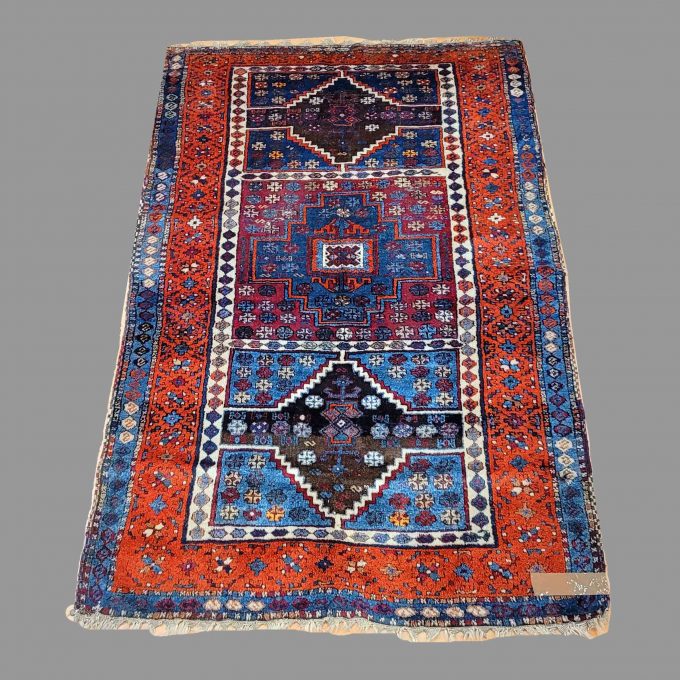 Los 810: Teppich Ostanatolien, um 1880, 198 x 125 cm, Zustand C