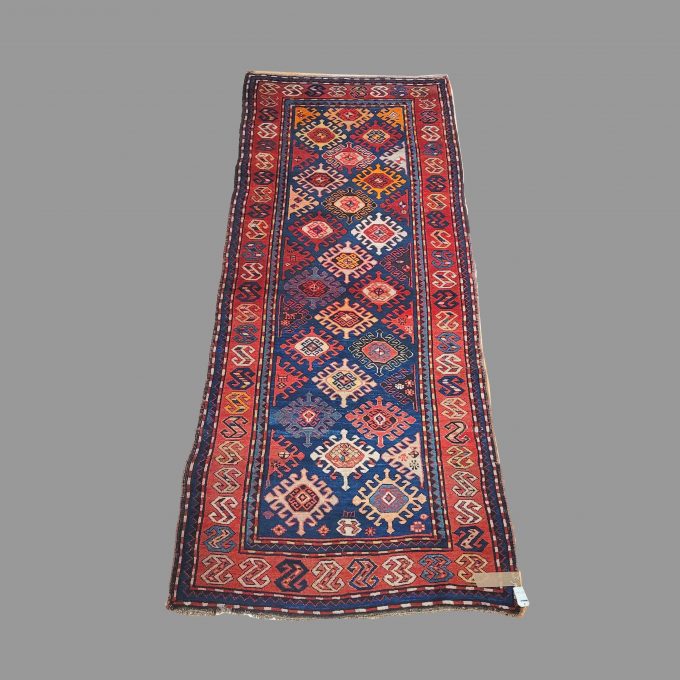 Los 813: Kazak, um 1930, 298 x 115 cm, Zustand B/C