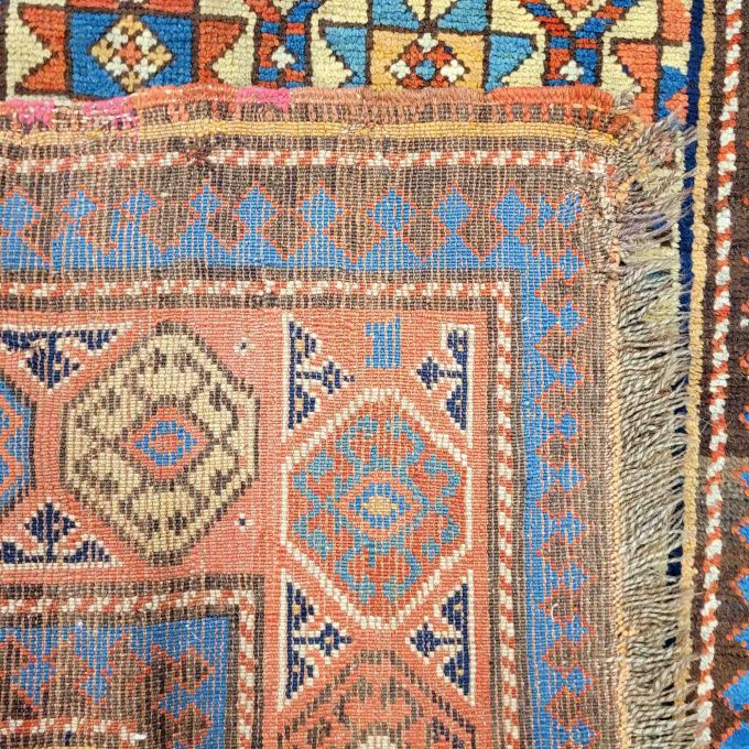 Los 814: Dagestan, um 1900, 279 x 110 cm, Zustand C – Bild 2