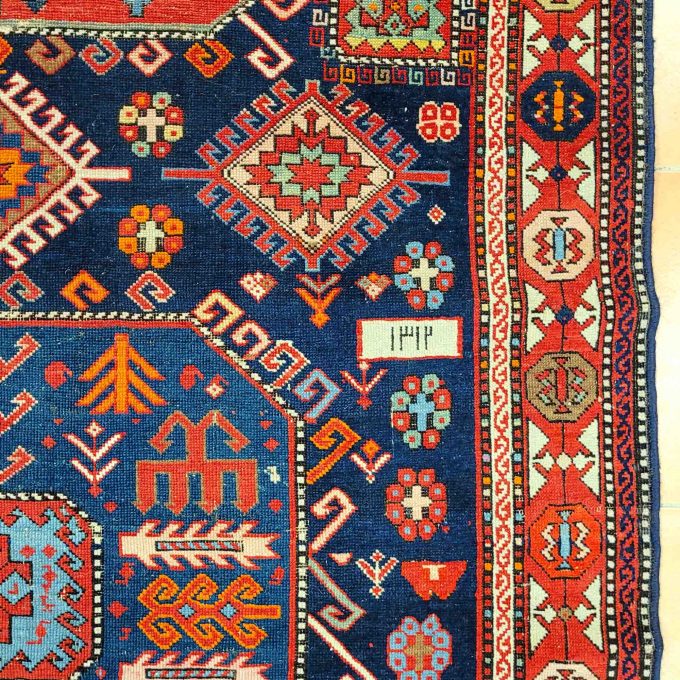 Los 815: Kazak, datiert 1312 (1894), 264 x 125 cm, Zustand C – Bild 3
