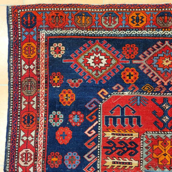 Los 815: Kazak, datiert 1312 (1894), 264 x 125 cm, Zustand C – Bild 4
