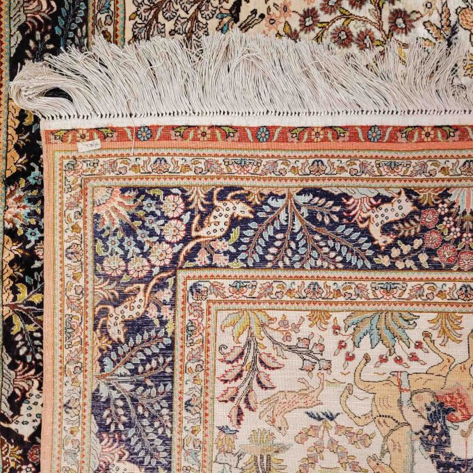 Los 832: Jagdteppich, Seide, China 20. Jahrhundert, 92 x 154 cm, Zustand B – Bild 2