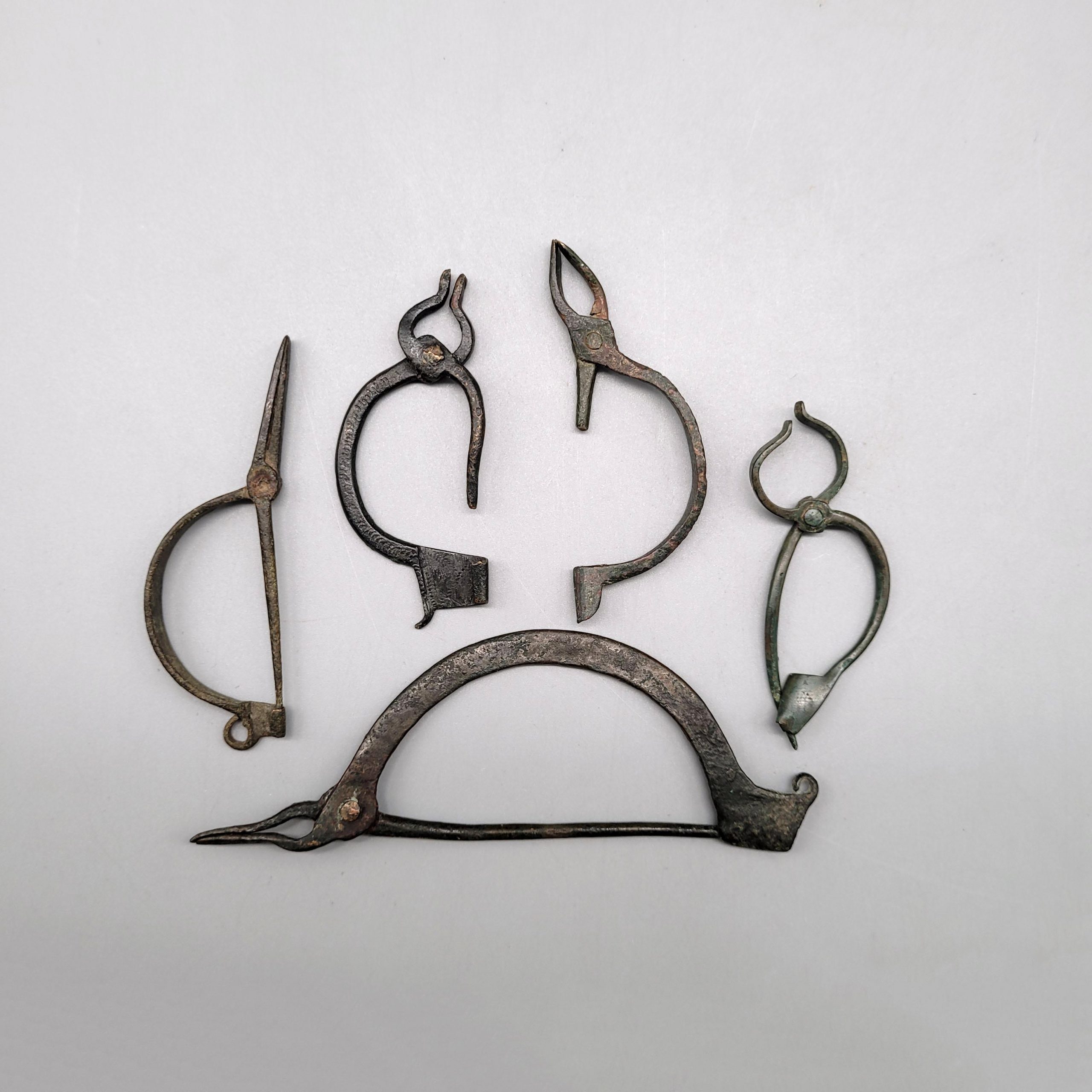 Los 186: Konvolut Zangenfibeln – Bild 2