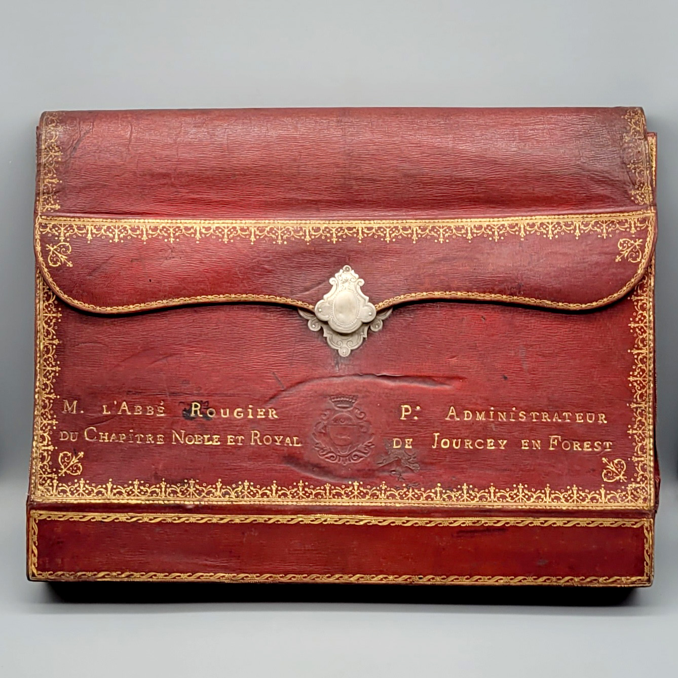 Los 378: Aktentasche mit rückwärtigem Schreibkasten mit Fächern