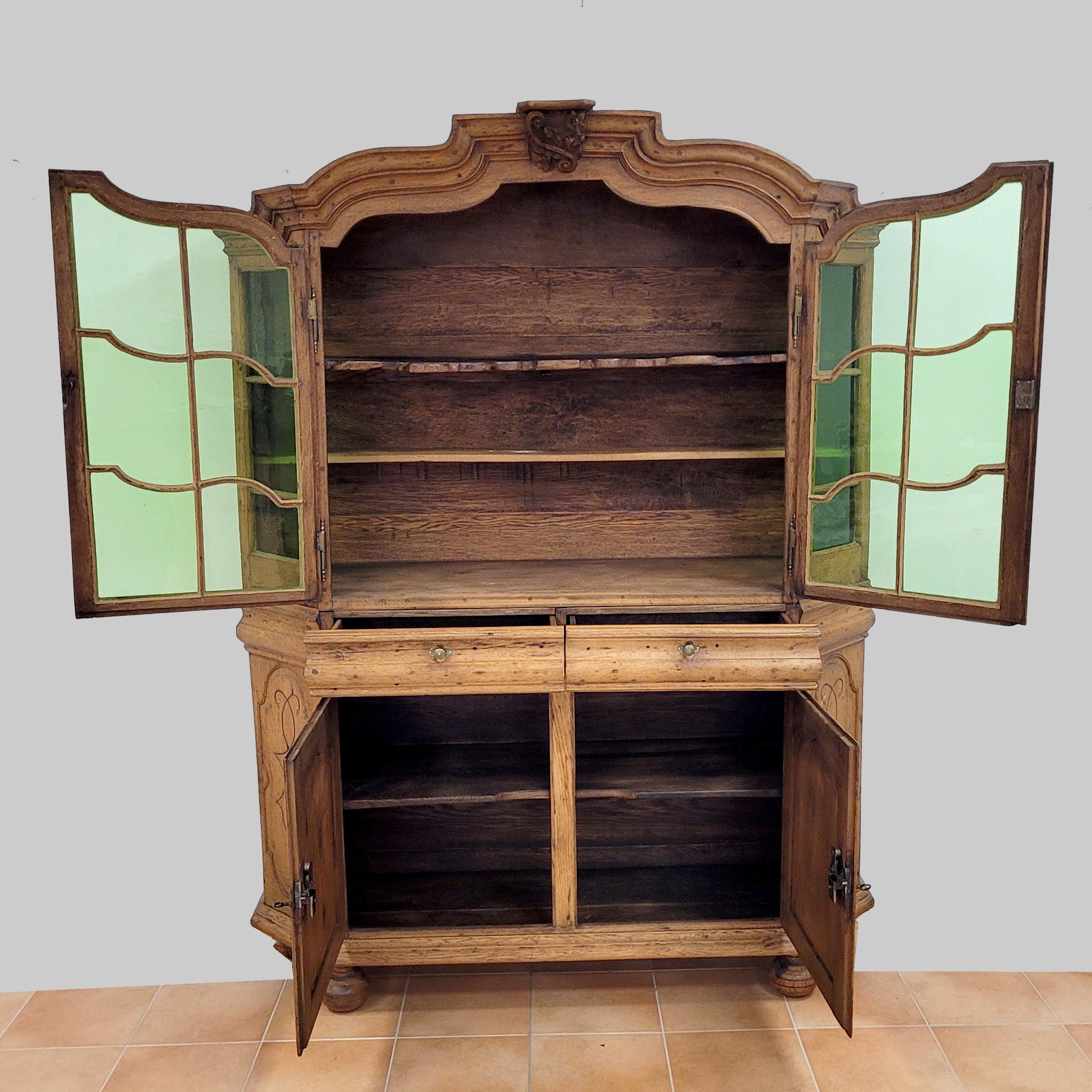 Los 436: Vitrinenaufsatzschrank – Bild 2