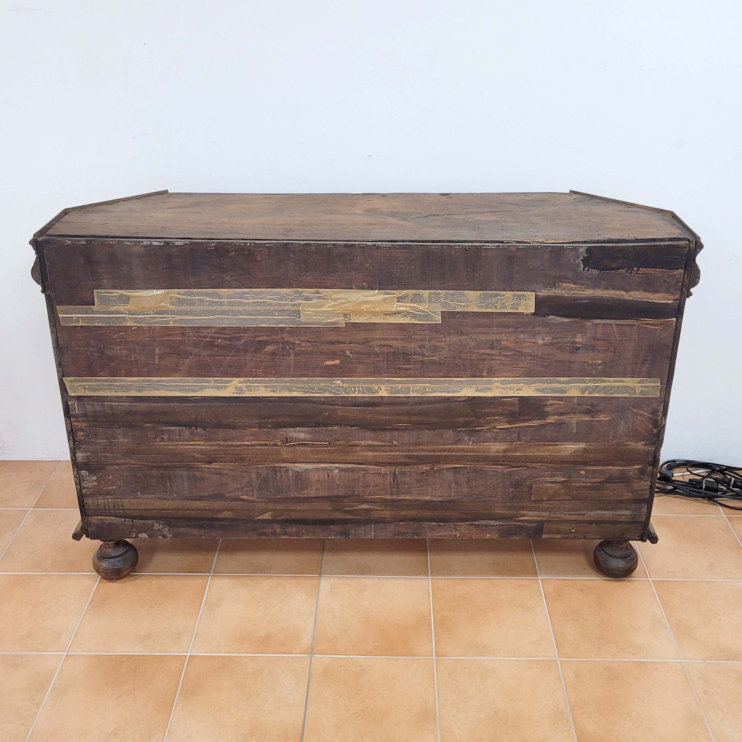 Los 436: Vitrinenaufsatzschrank – Bild 5