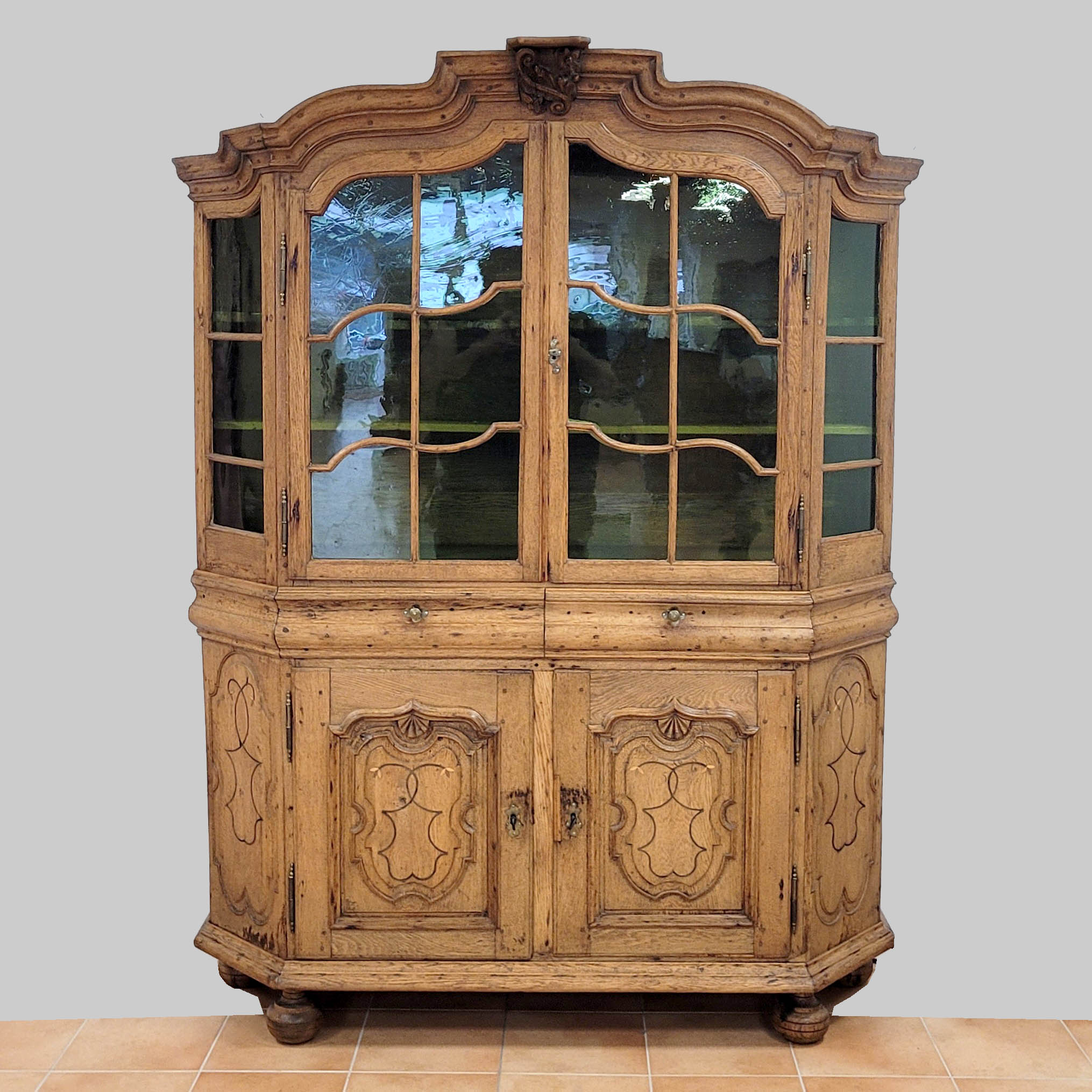 Los 436: Vitrinenaufsatzschrank