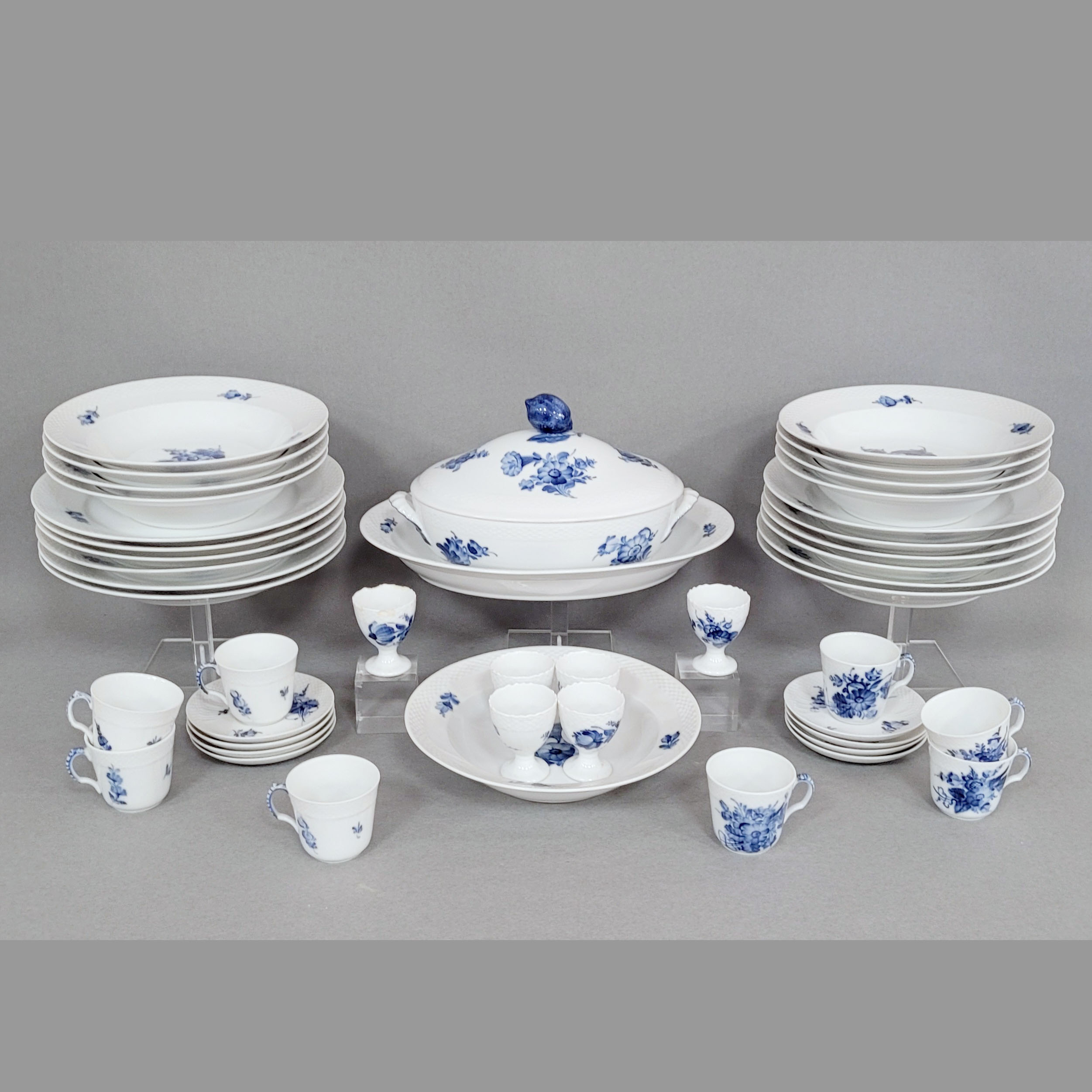 Los 191: Speise- und Kaffeeservice – Bild 2